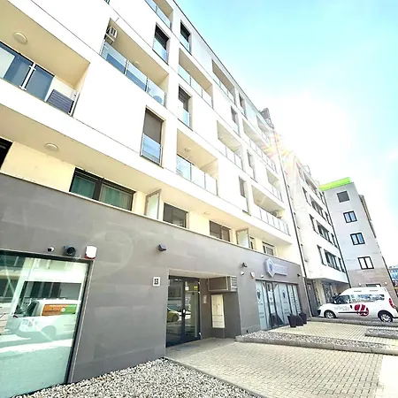 Scandinavian-style Downtown With A Terrace Lägenhet *